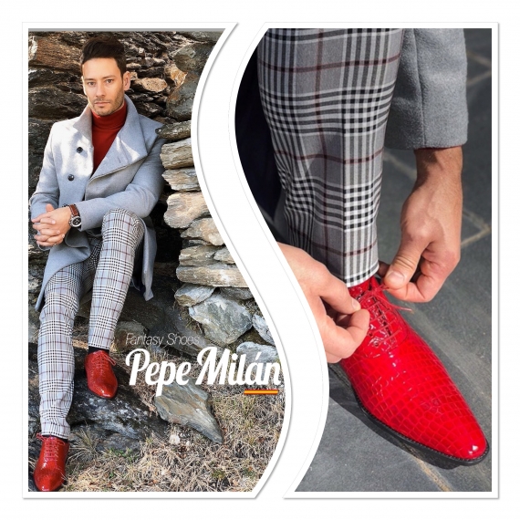 Urs Buhler, combines his fabulous look with Pepe Milán shoes.
