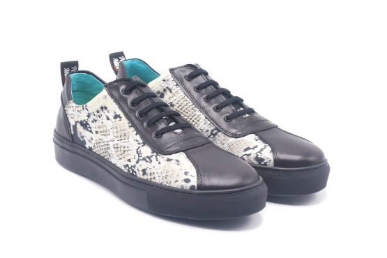Modèle de chaussure Aspis, fabriqué en Napa Eco Stela Plata Negra