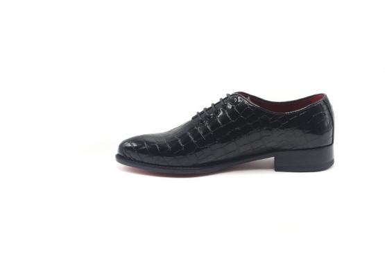 Shoe model Oslo, manufactured in Boston Zafiro Negro