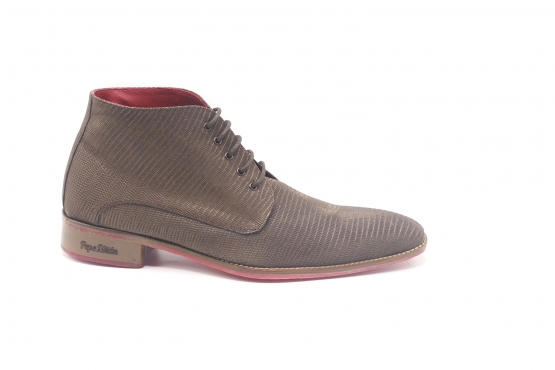 Billy model ankle boot, manufactured in Caracas Stuola. 