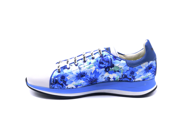 Sneaker model Inu, manufactured in Fantasia Yuany Napa Blanca - Napa Azul Milan