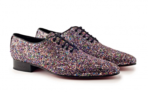 Zapato modelo Star, fabricación en glitter multicolor