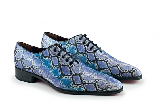 Mayle model shoe, manufactured in purple snake glitter. 