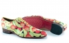 Zapato modelo Bahamas, fabricado en raso frutas. 