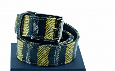  Fact model belt, made in yellow ophidian.