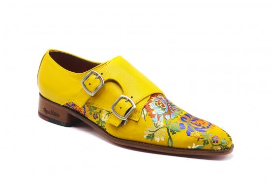 Tokyo model shoe, made in flores Napa Espadan Amarillo