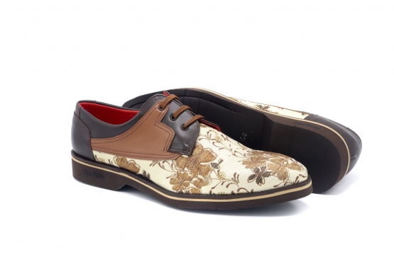 Zapato modelo Acacia Lame Oro Nº 4 Napa Niger