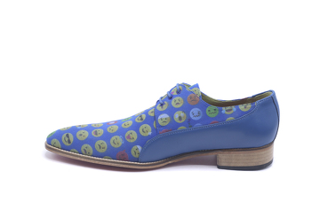 Smiley shoe-model, manufactured in Emoti Micro Azul Milan