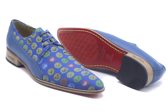 Smiley shoe-model, manufactured in Emoti Micro Azul Milan