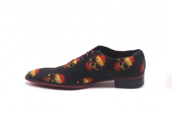 Eloss Shoe model, manufactured in 109 Raso Calavera