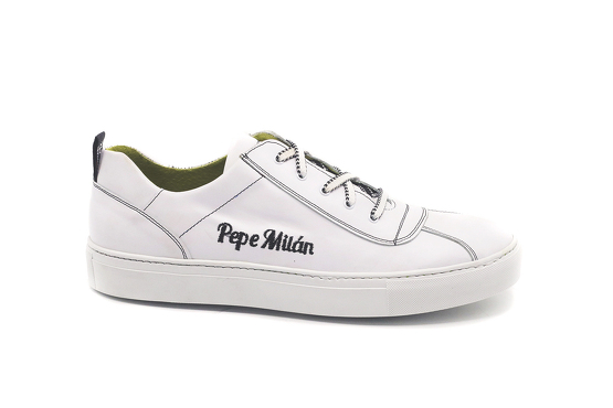 Zapato modelo Ashen Sra, fabricado en Napa Blanca Bordado Pepe Milán Negro