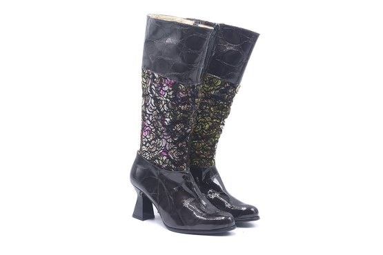 Bota modelo Dunst, fabricado en Factor Marrone Versalles número 10
