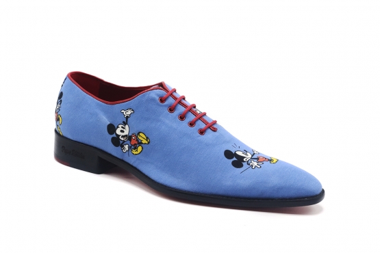 Zapato modelo Mouse, fabricación en Mickey Mouse