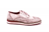 Donna model shoe, made of white-red cracker.