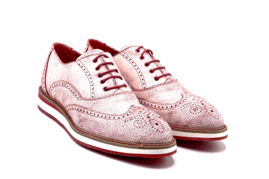 Donna model shoe, made of white-red cracker.