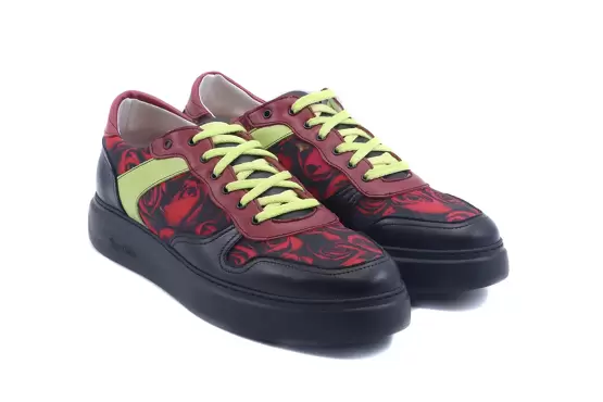 ROSAS ROJAS