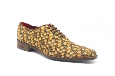 Acorn Shoe model, manufactured in Fantasía Bellotas