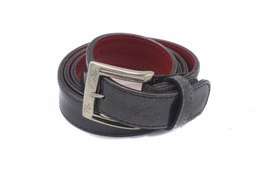 Shang model belt, manufactured in Charol Gris Carbon 