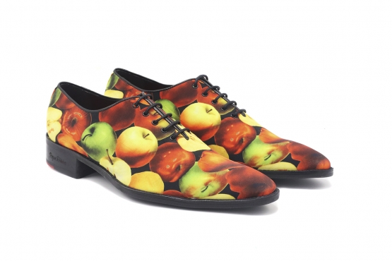 Apple model shoe, made of satin apples fantasy