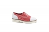 Zapato modelo Red, fabricado en 109 Glitter 97 c4 Napa Blanca
