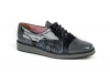  Mamen model shoe, made of gray lead and velveteen patent leather83 nº1.