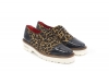 Zapato modelo Hans, fabricado en Charol Negro Leopardo Marron