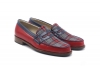 Zapato modelo Ethny, fabricado en Napa Roja Escoces Rojo-Gris