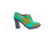 Shoe model Noe, made in plush mint and patent military.