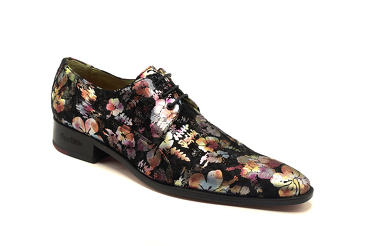 Zapato modelo Junio, fabricado en 133 Cycling Color Negro 14924