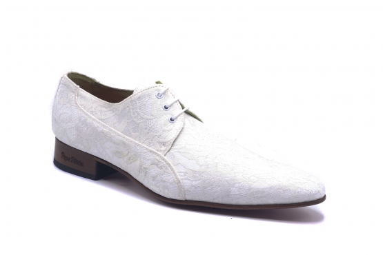 Modèle de chaussure Basset, fabriqué en Encaje Blanco