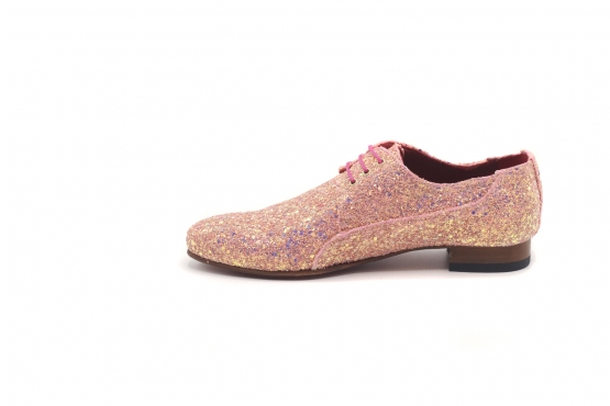 Zapato modelo Jella, fabricado en Glitter Rosa