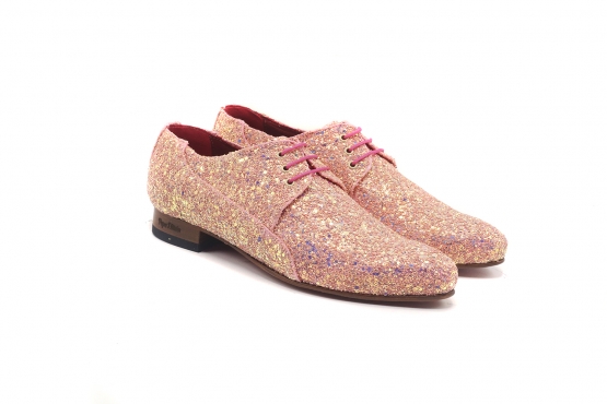 Shoe model Jella, manufactured in Glitter Rosa