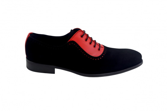 BULLDOGS RED