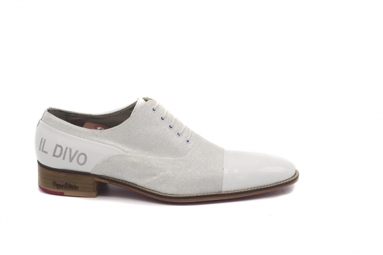 Zapato modelo Urs, fabricación en Charol Blanco y Glitter Blanco