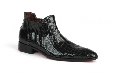 Georgio ankle model boot made of napa coconut black pill.