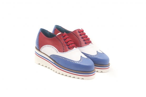 Sneakers modelo Europa fabricado en napas-azul-blanca-roja