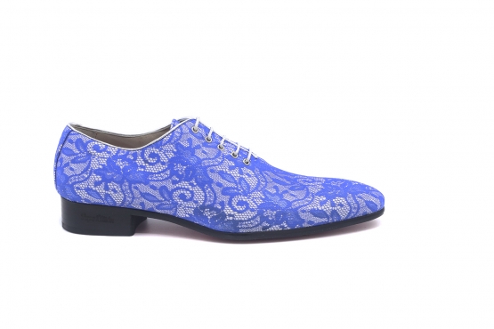 Zapato modelo Londei, fabricado en Blonda Azul Plata 