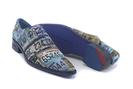 Modèle de chaussure Plate, fabriqué en Fantasia Matricula