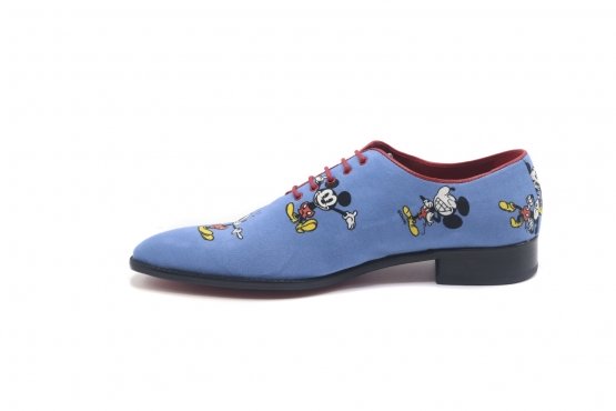 Zapato modelo Mouse, fabricado en Mickey Mouse