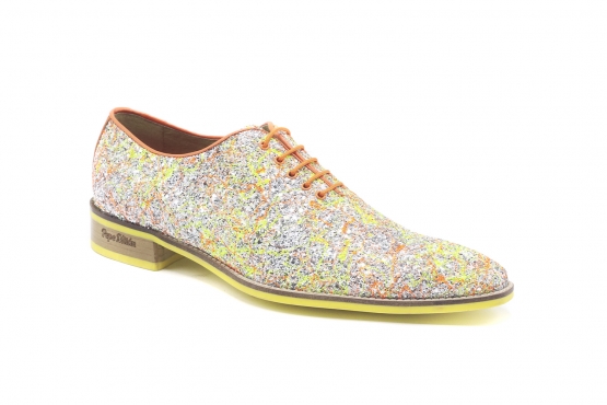 Zapato modelo Clorina, fabricado en Scrawl 7