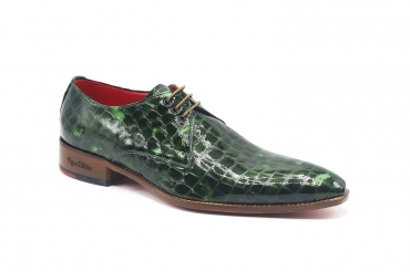 Modèle de chaussure Tukan, fabriquée en Croco Patent Trebol 3043