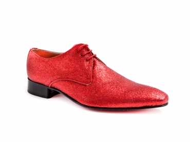 Zapato modelo Nadal, fabricado en glitter rojo. 