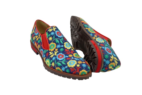 Sneaker modelo Gyda, fabricado en Jacquard G 2014 Ocean