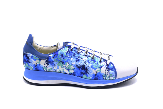 Sneaker modelo Inu, fabricado en Fantasia Yuany Napa Blanca - Napa Azul Milan