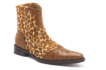 Botín modelo Liu, fabricado en ANACONDA MIEL - PELO LEOPARDO