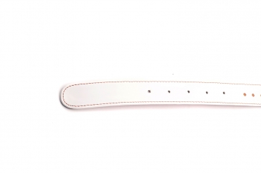 Coral model belt Made of white and mandarin patent leather