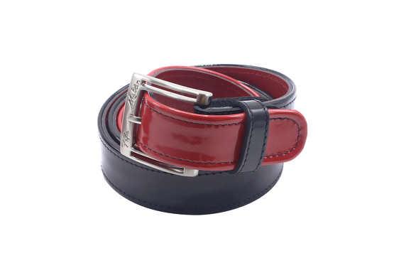 Modèle de ceinture Leral C, fabriqué en Charol Rojo y Negro