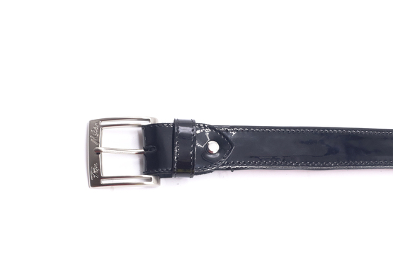 Leral C model belt, manufactured in Charol Rojo y Negro