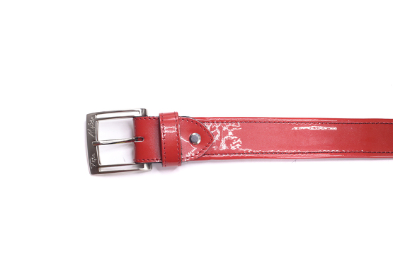 Modèle de ceinture Leral C, fabriqué en Charol Negro y Rojo
