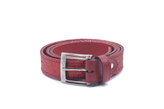 Christmas model belt, made of red glitter.